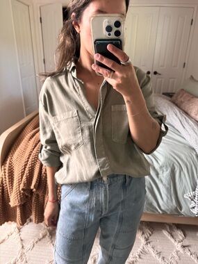 cloth & stone garment dye Moss Green Utility Shirt